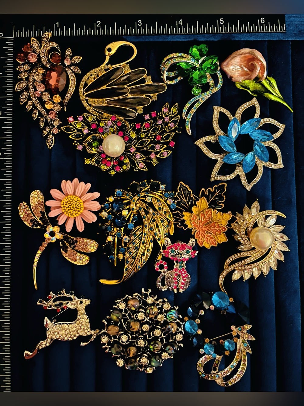 15 Pc Costume Jewelry Brooch Lot Rhinestone Enamel Dragonfly Cat Swan Rose